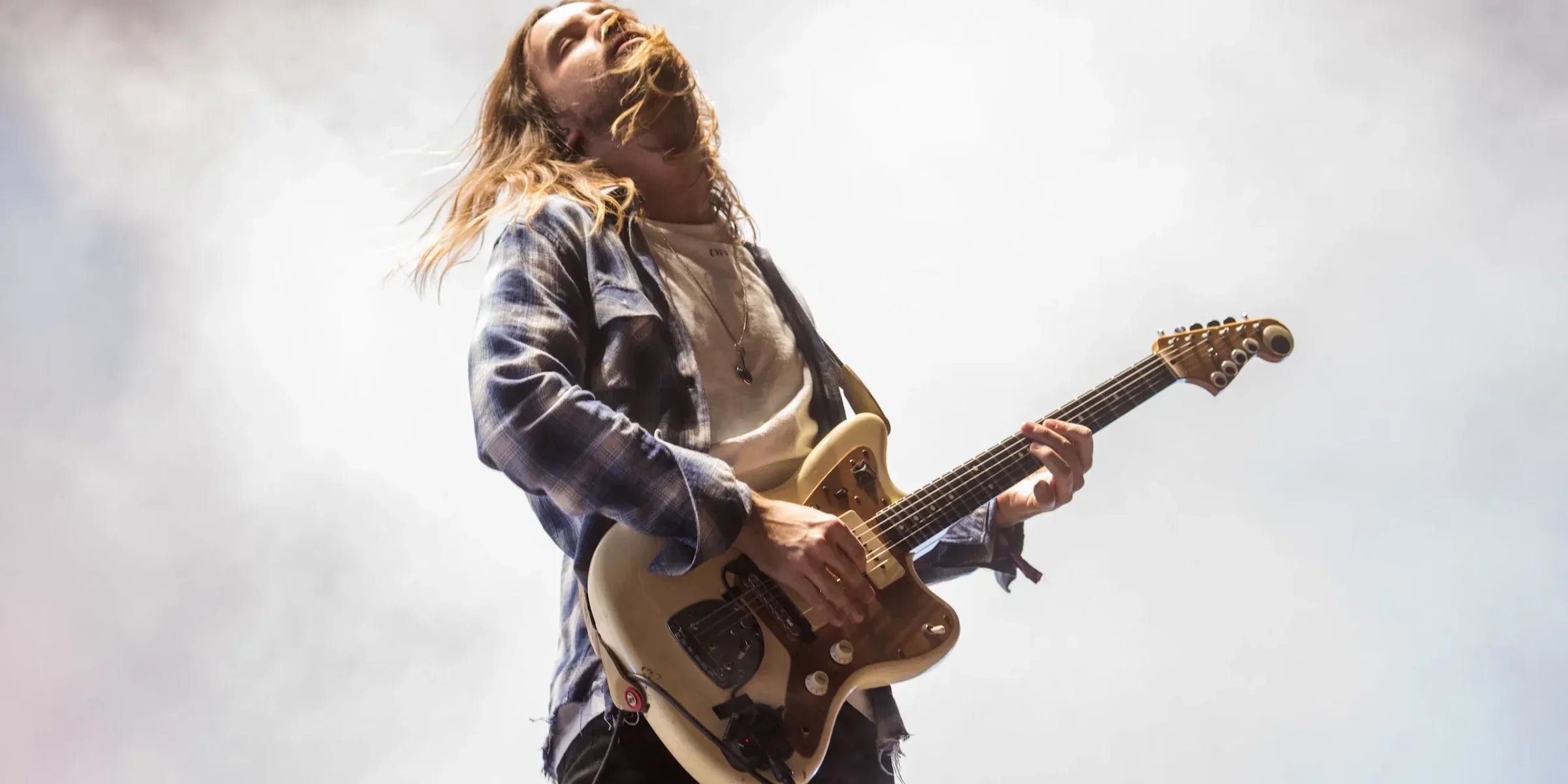 Kevin Parker Using the Roland GR-55 on new Tame Impala track