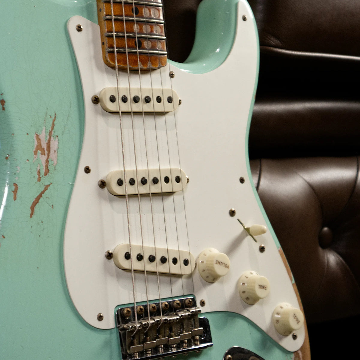 Fender Custom Shop 1957 Stratocaster Heavy Relic (Aged Surf Green)