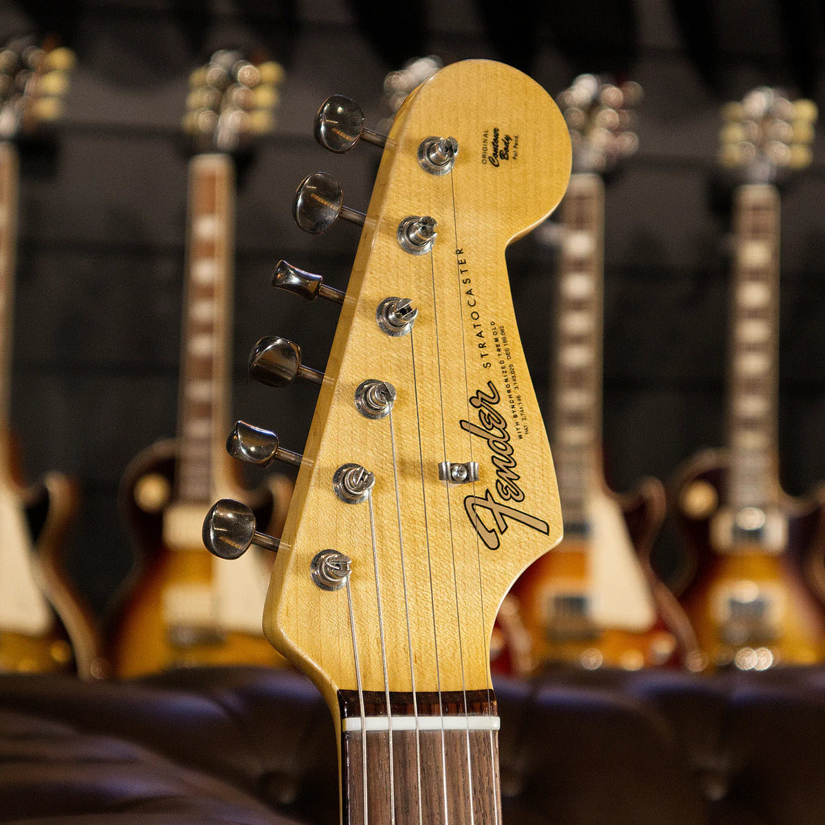 Fender Custom Shop Limited Edition '64/'65 Stratocaster Journeyman Relic w/ Closet Classic Hardware (Faded Aged Candy Apple Red)