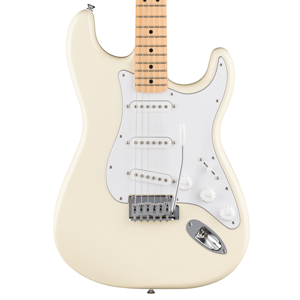 Fender Standard Stratocaster Olympic White Close view ; Fender Standard Stratocaster Olympic White Full view ; Fender Standard Stratocaster Olympic White Back view