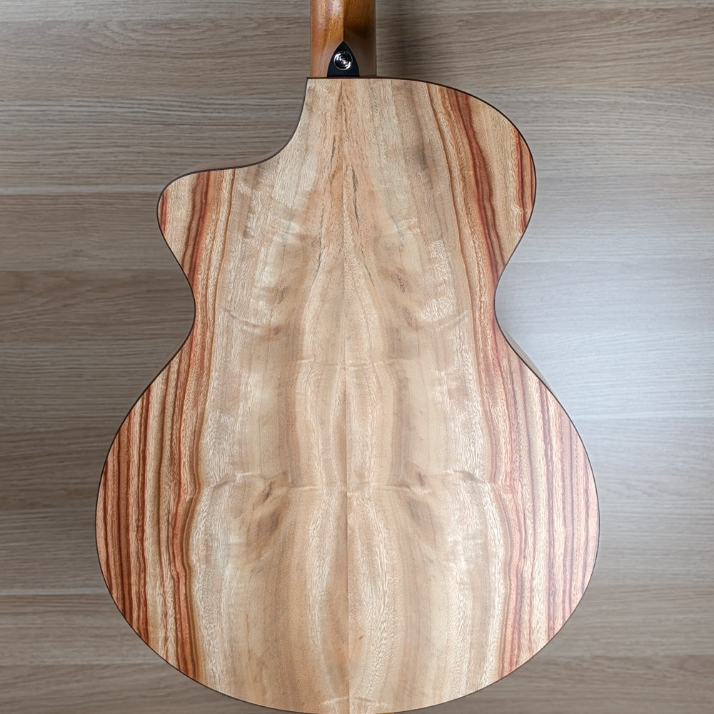 Fenech VT Camphor GAC Grand Auditorium ; Fenech VT Camphor GAC Grand Auditorium Cutaway Acoustic Guitar ; Fenech VT Camphor GAC Grand Auditorium Cutaway Acoustic Guitar ; Fenech VT Camphor GAC Grand Auditorium Cutaway Acoustic Guitar
