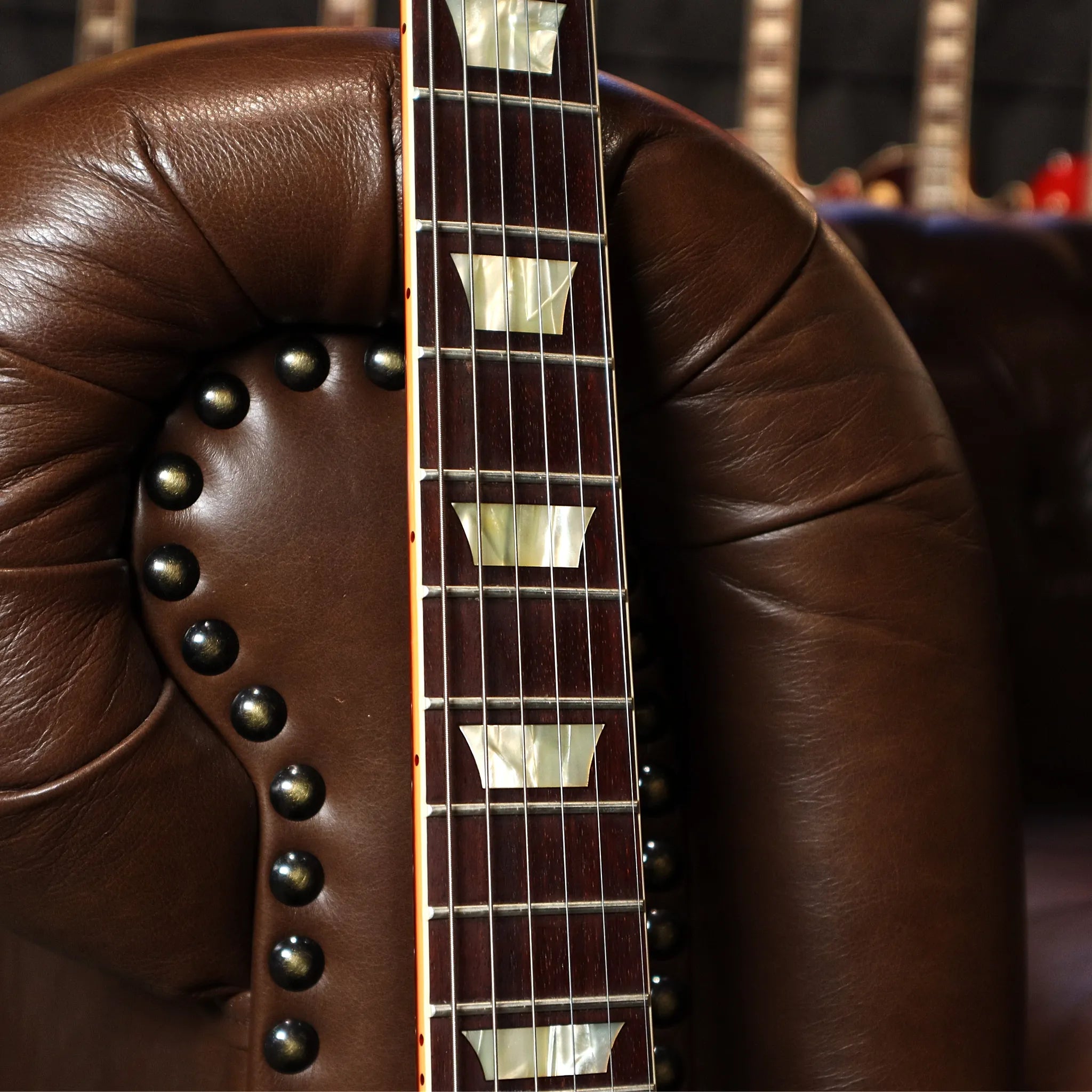 Gibson Custom Shop 1964 SG Standard Reissue Maestro Vibrola VOS (Cherry Red) Fretboard