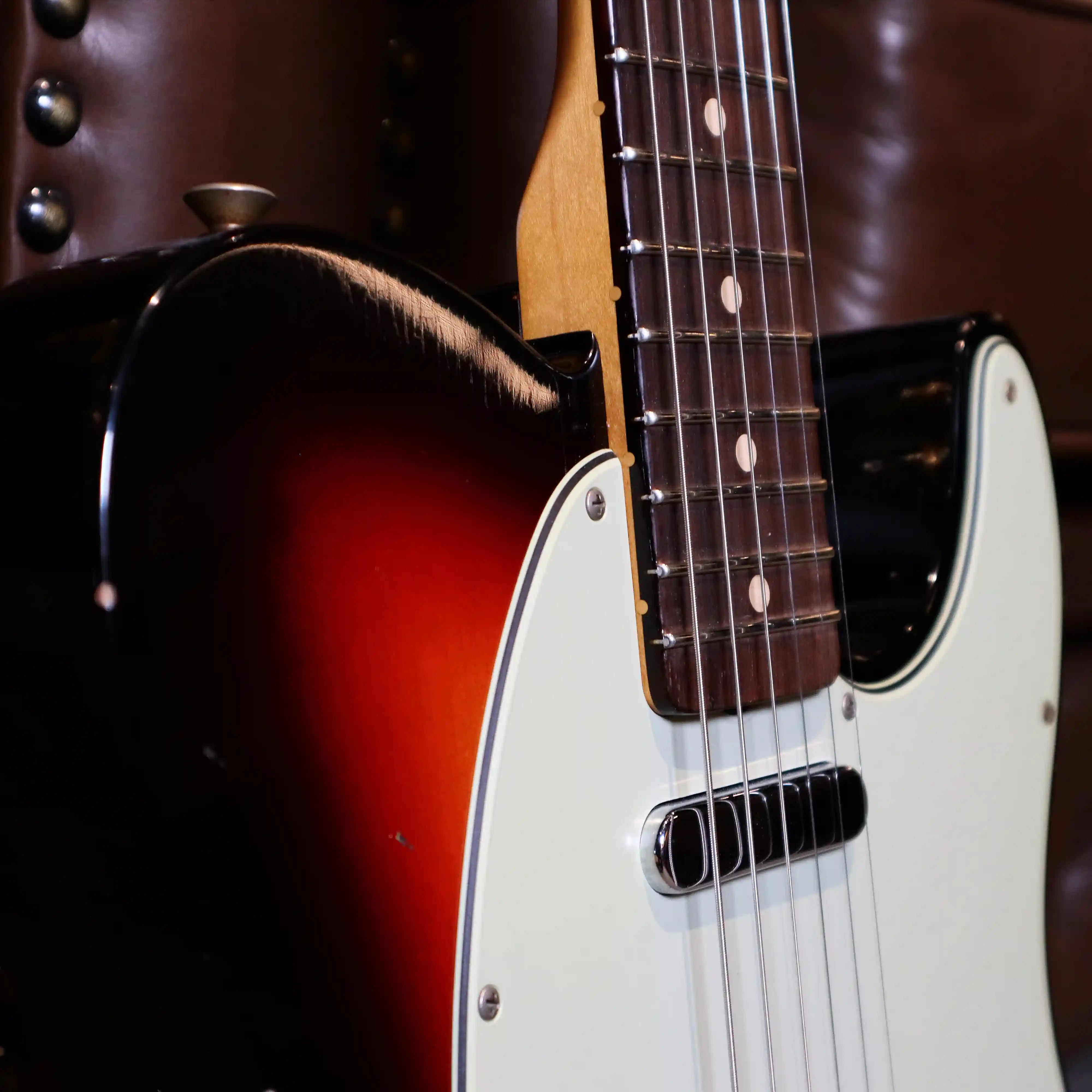 Fender Custom Shop Limited Edition 1963 Telecaster Relic (3-Colour Sunburst) Neck Pickup Close-up