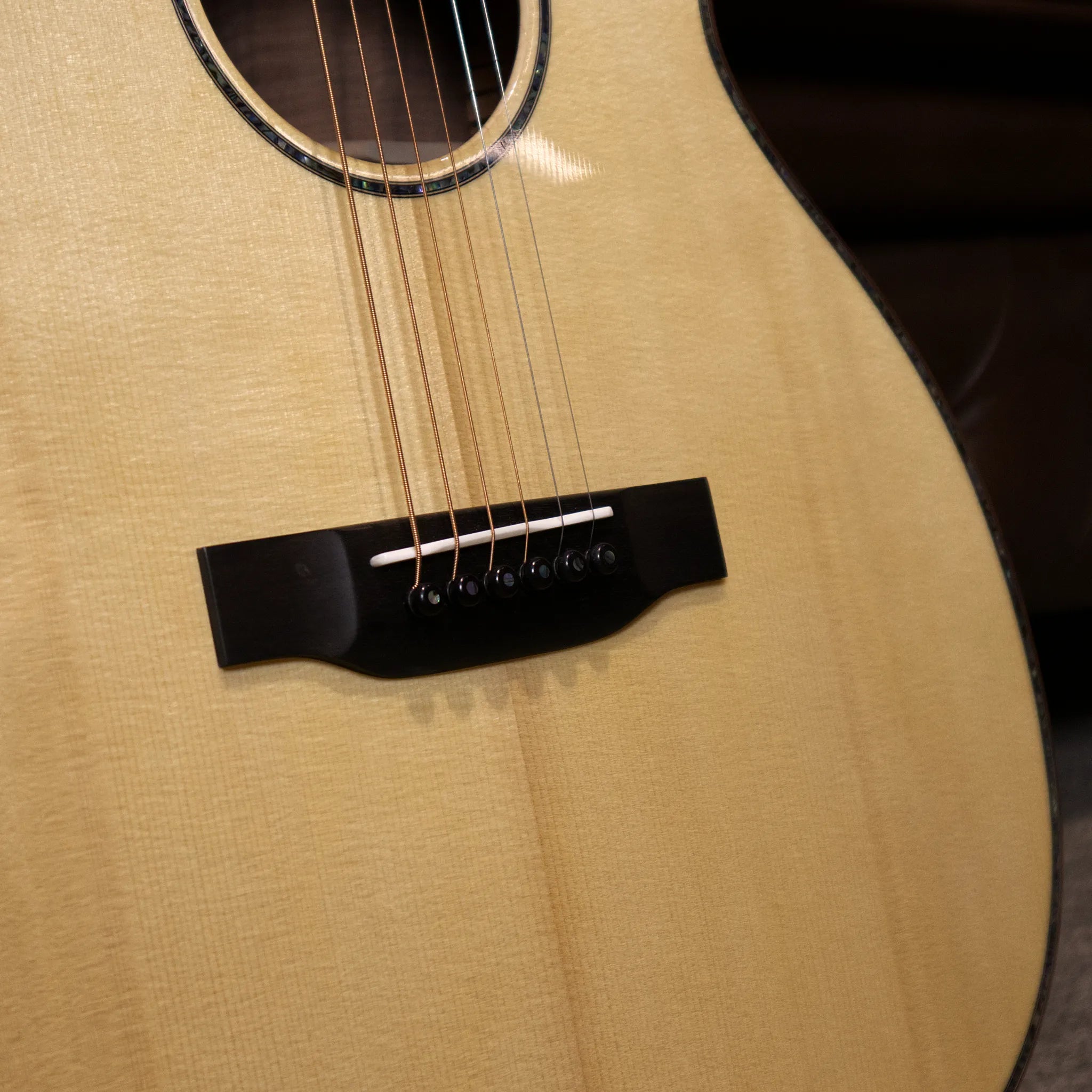 Martin Custom Shop 000-12 Italian Alpine Spruce / Bastogne Walnut Acoustic Guitar