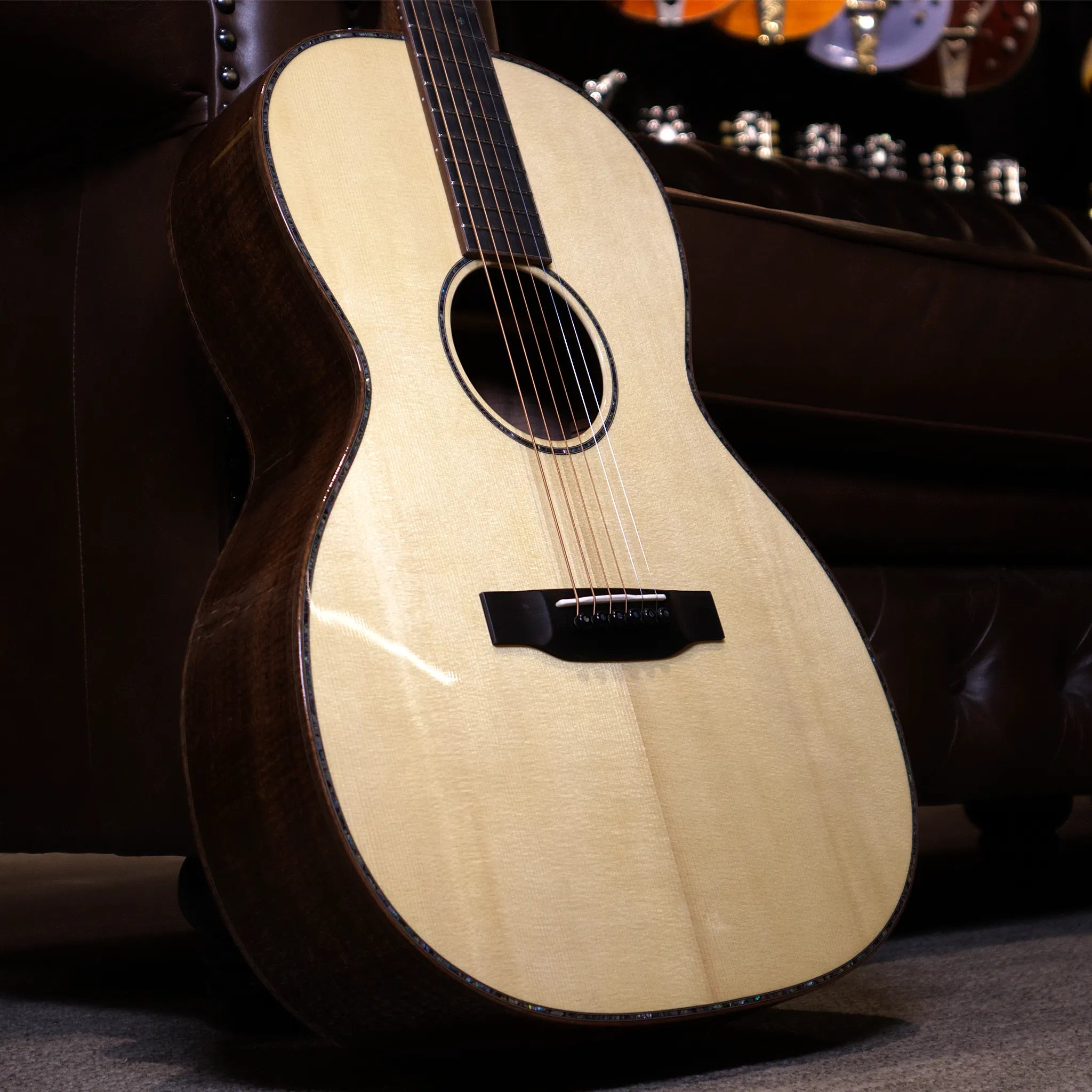 Martin Custom Shop 000-12 Italian Alpine Spruce / Bastogne Walnut Acoustic Guitar