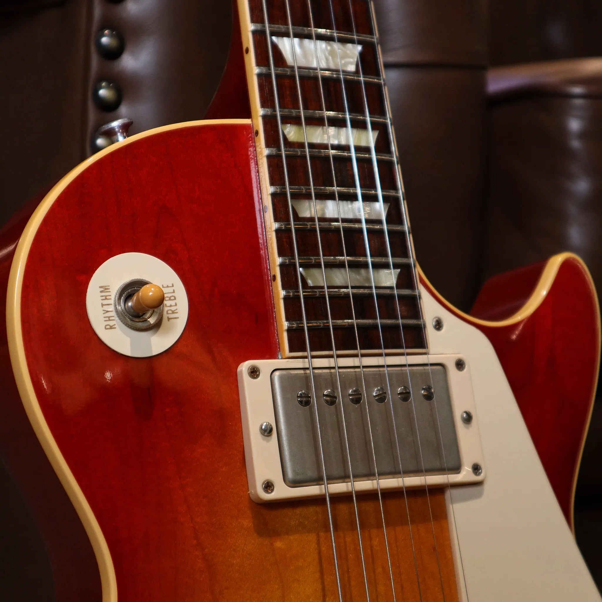 Pre-Owned Gibson Custom Shop 1958 Les Paul Standard (Heritage Cherry Sunburst)