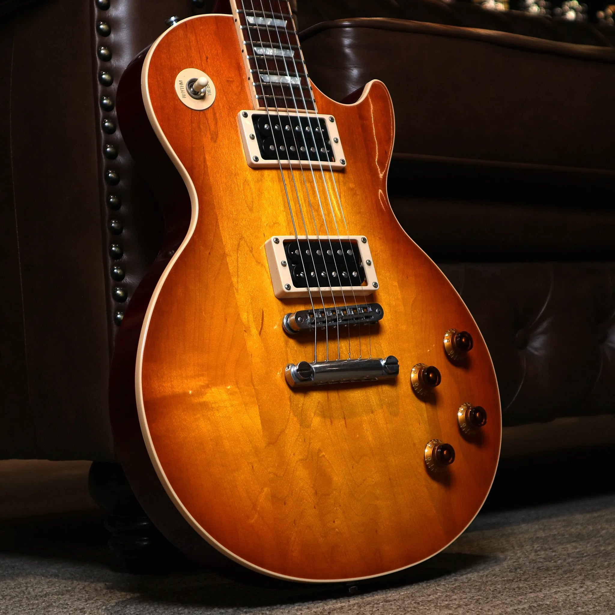 Pre-Owned Gibson Custom Shop "Inspired By" Slash '87 Les Paul Standard (Faded Heritage Cherry)