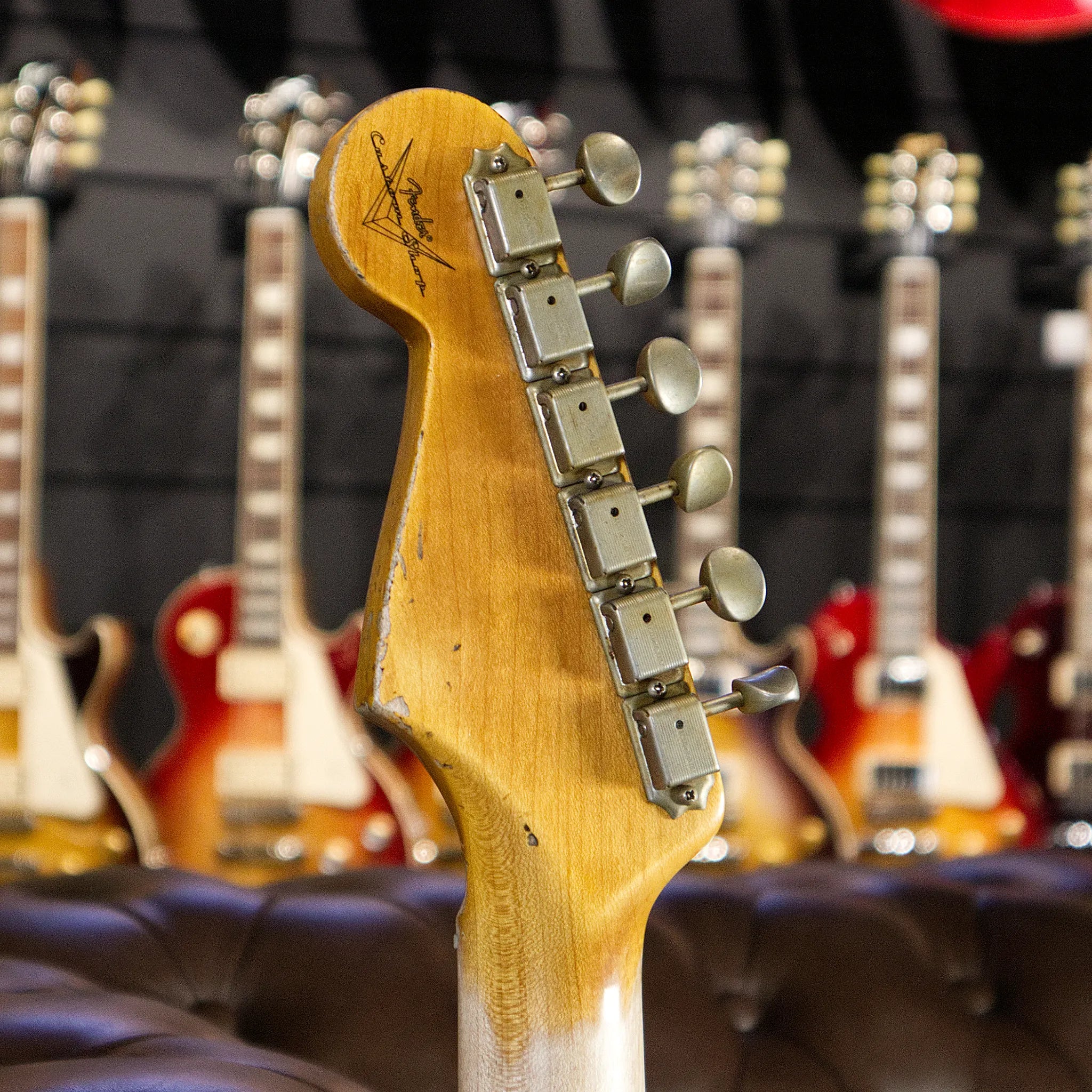 Fender Custom Shop 1957 Stratocaster Heavy Relic (Aged Surf Green)