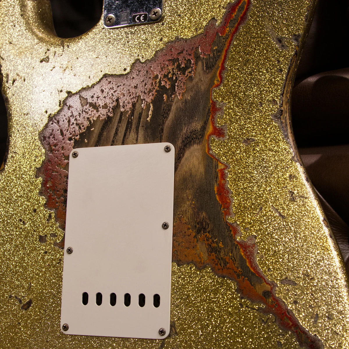 Fender Custom Shop 1961 Stratocaster Super Heavy Relic (Gold Sparkle over 3-Colour Sunburst)