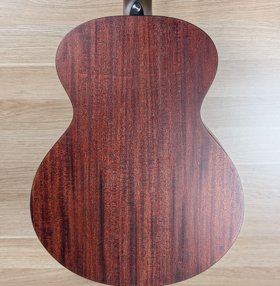 Fenech Guitars Delta Blues Auditorium ; Fenech Delta Blues Auditorium Acoustic Guitar ; Fenech Delta Blues Auditorium Acoustic Guitar ; Fenech Delta Blues Auditorium Acoustic Guitar ; Fenech Delta Blues Auditorium Acoustic Guitar
