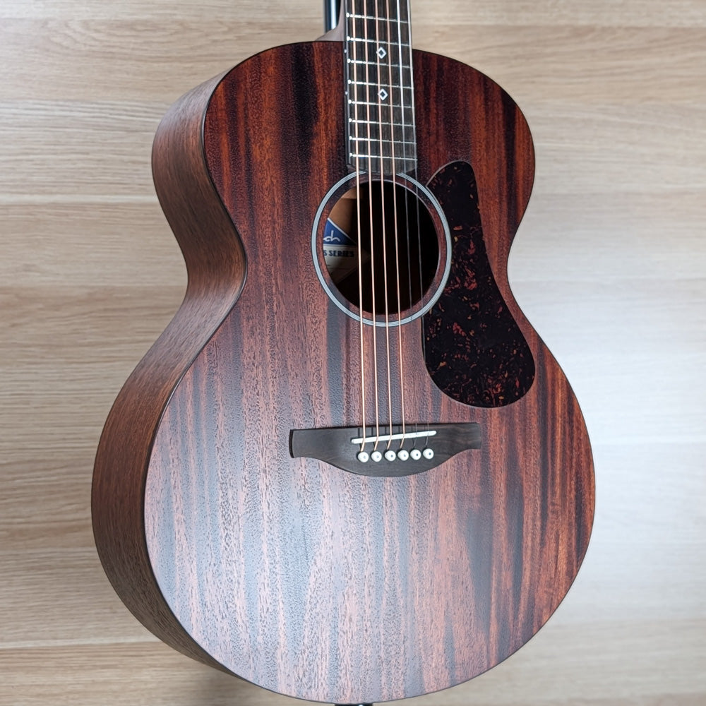 Fenech Guitars Delta Blues Auditorium ; Fenech Delta Blues Auditorium Acoustic Guitar ; Fenech Delta Blues Auditorium Acoustic Guitar ; Fenech Delta Blues Auditorium Acoustic Guitar ; Fenech Delta Blues Auditorium Acoustic Guitar