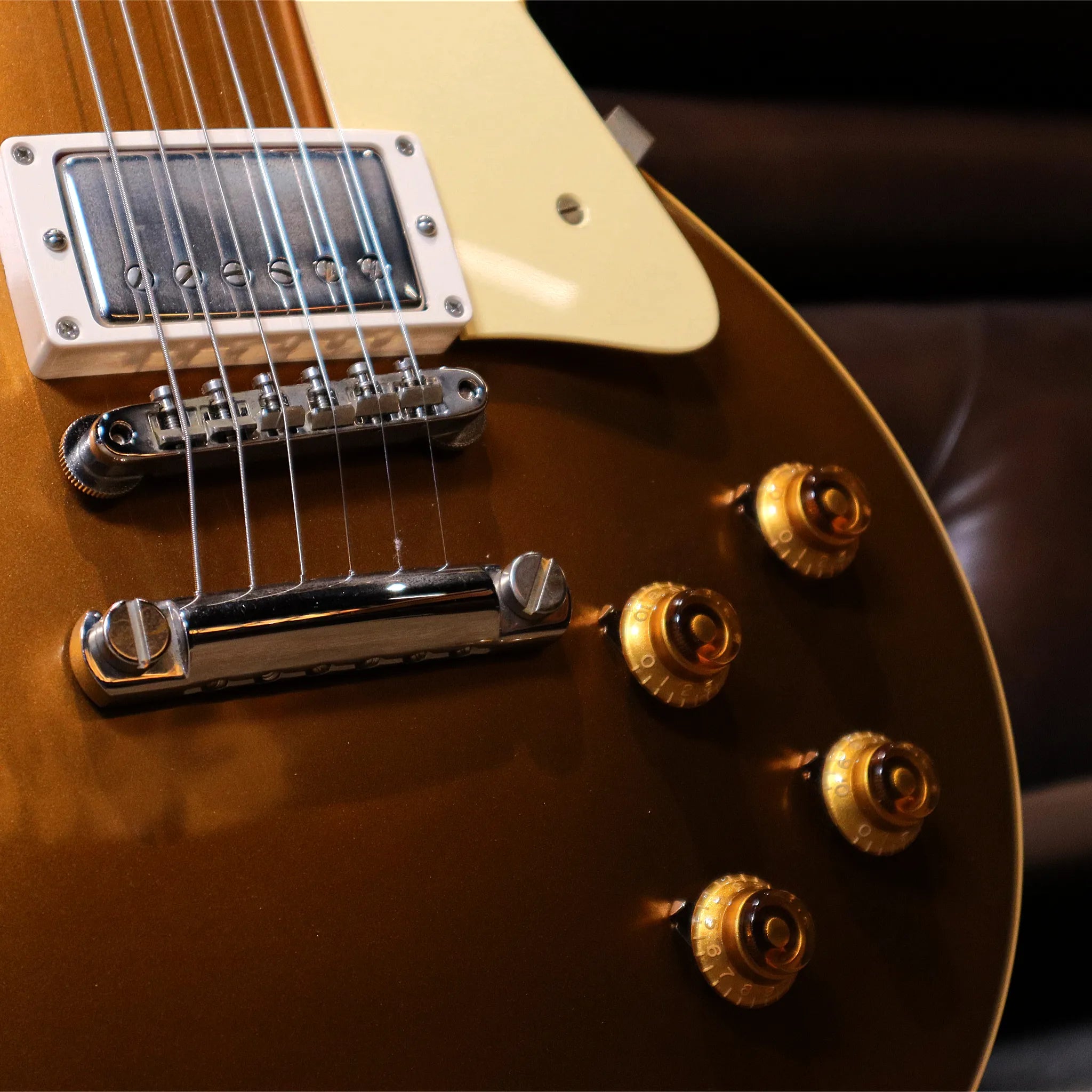 Gibson Custom Shop 1957 Les Paul Reissue (Goldtop w/ Darkback)