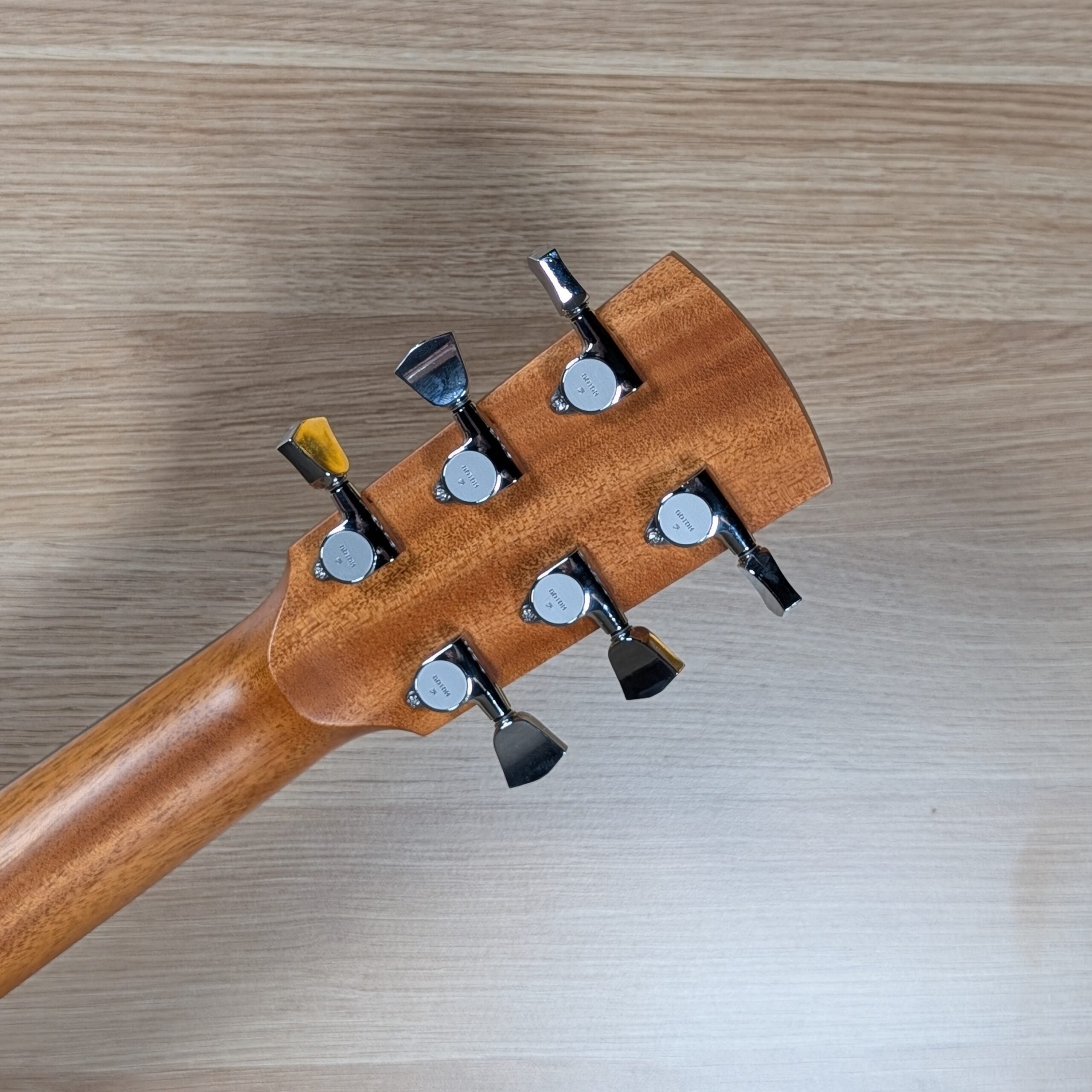 Fenech VTPR GAC Grand Auditorium ; Fenech VTPR GAC Grand Auditorium Cutaway Acoustic Guitar ; Fenech VTPR GAC Grand Auditorium Cutaway Acoustic Guitar ; Fenech VTPR GAC Grand Auditorium Cutaway Acoustic Guitar ; Fenech VTPR GAC Grand Auditorium Cutaway Acoustic Guitar
