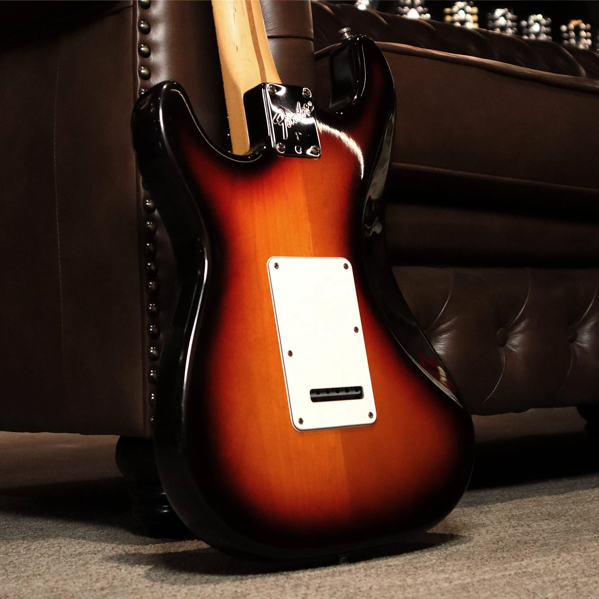Pre-Owned 1997 Fender American Standard Maple Fingerboard (3-Colour Sunburst)