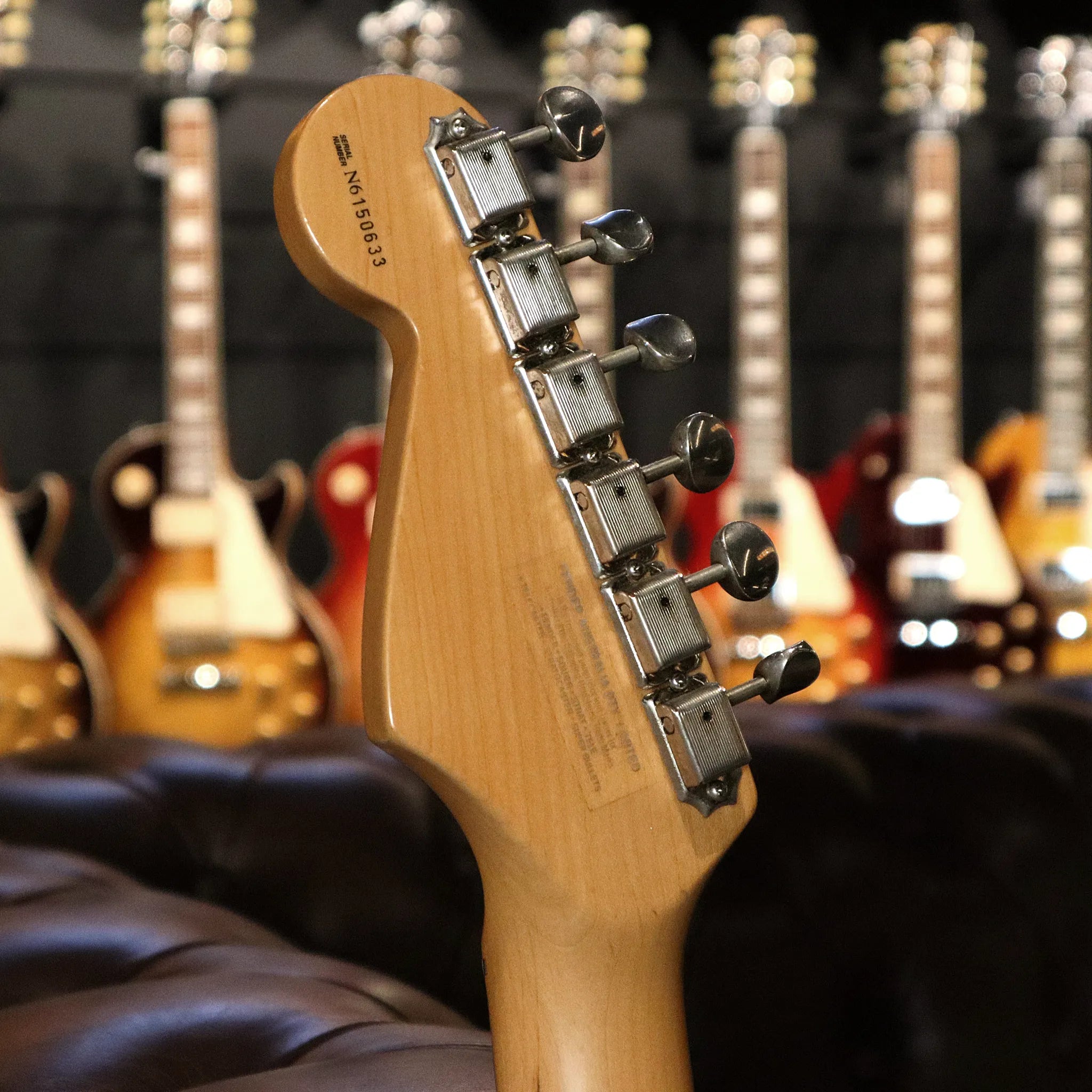 Pre-Owned 1997 Fender American Standard Maple Fingerboard (3-Colour Sunburst)