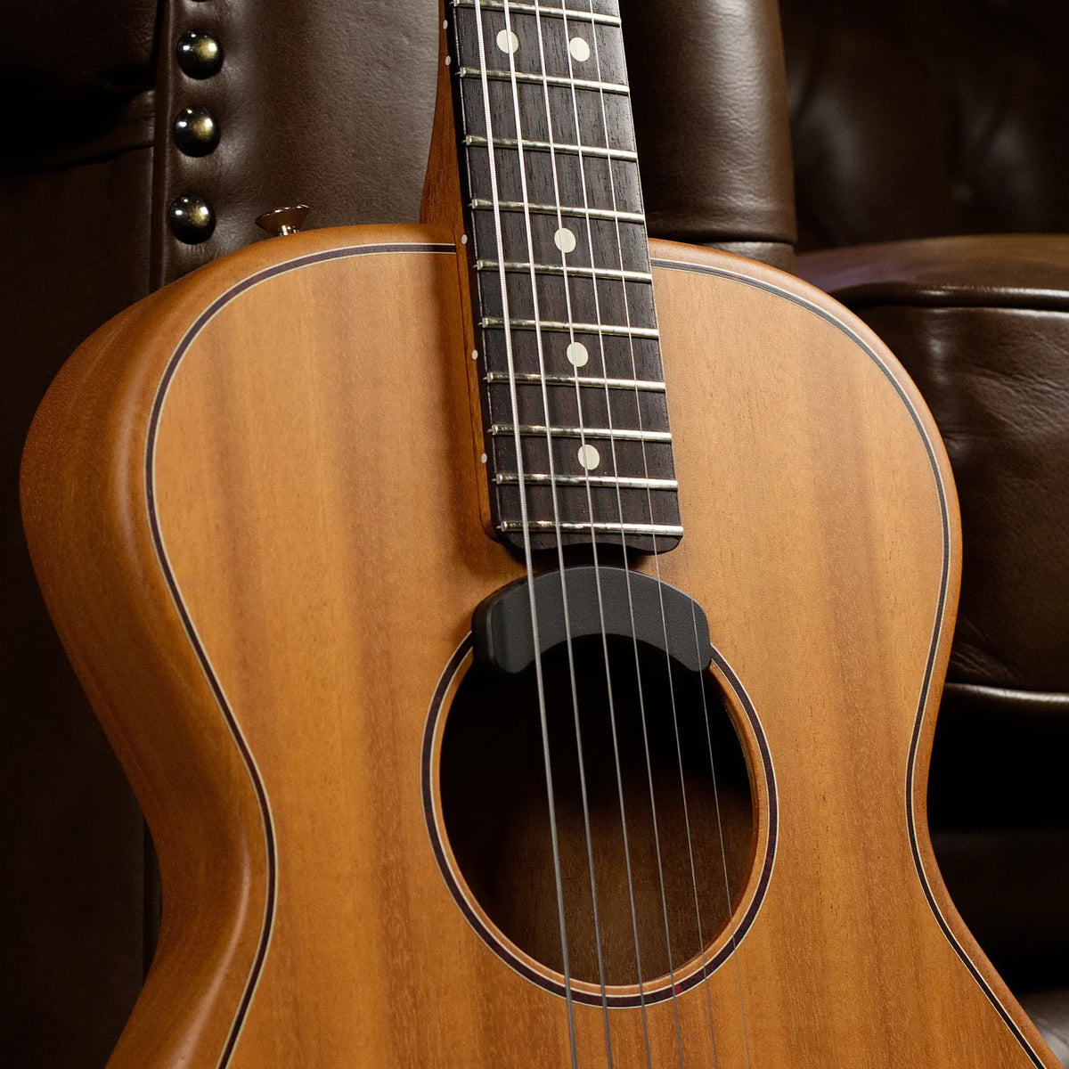 Pre-Owned Fender Highway Series Parlour (All-Mahogany)