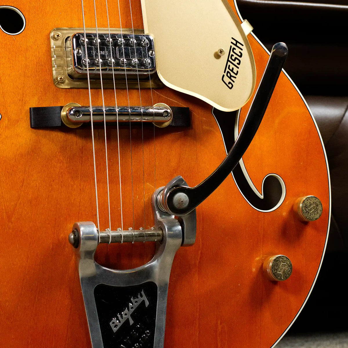Pre-Owned Gretsch G6120-60 Nashville Terada Factory (Orange Stain)