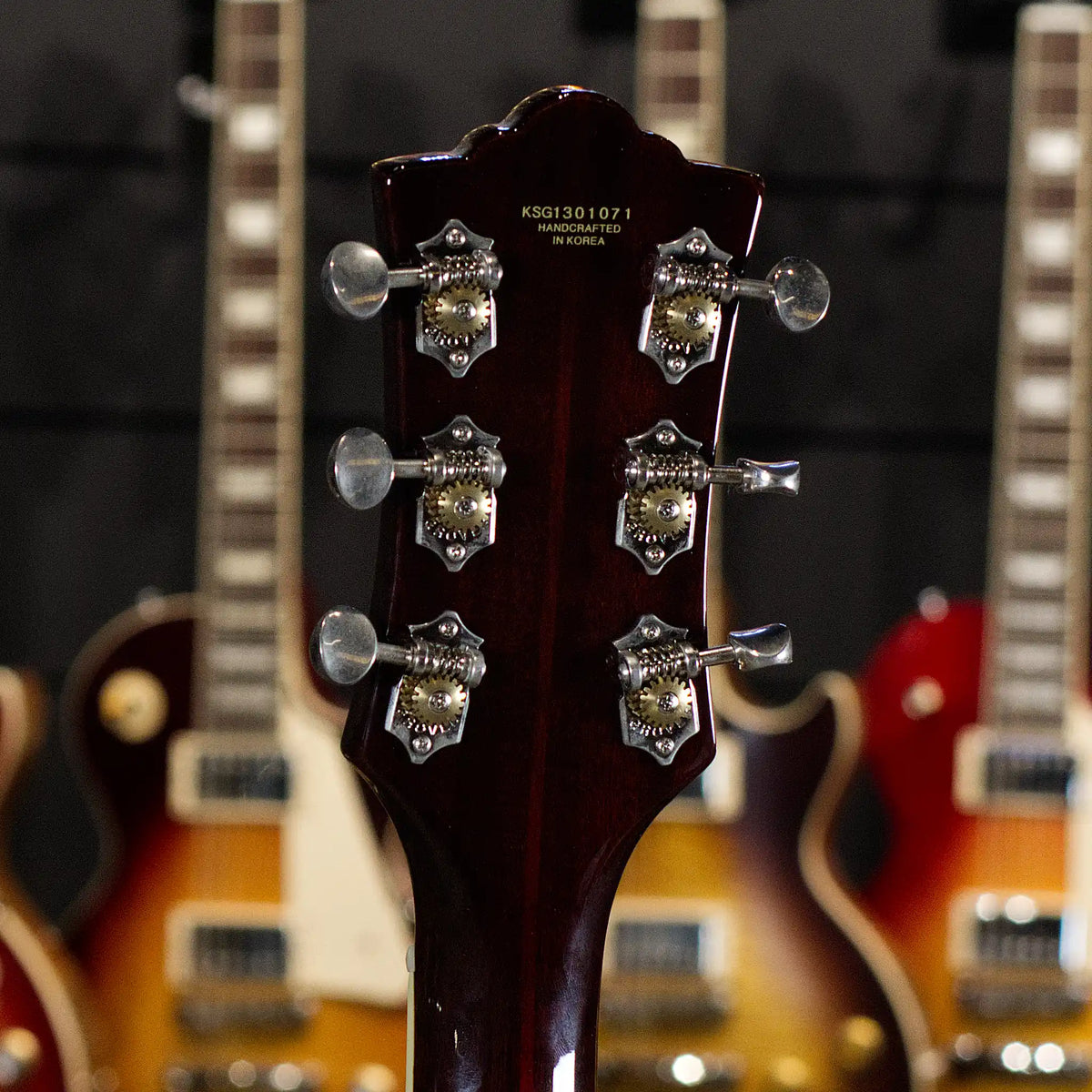 Pre-Owned Guild X-175 Manhattan (Antique Sunburst)